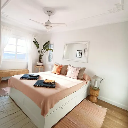 Topfloor Corner Panoramics Views & Pools * Адехе