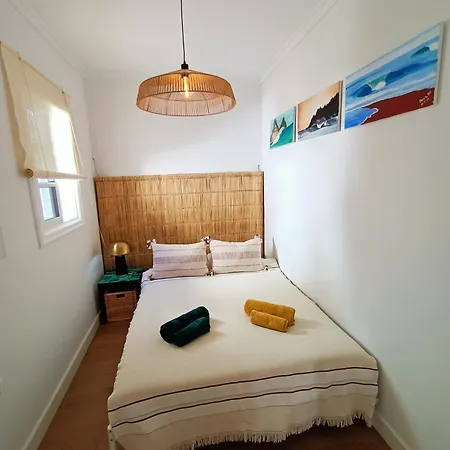 Topfloor Corner Panoramics Views & Pools Апартаменты *