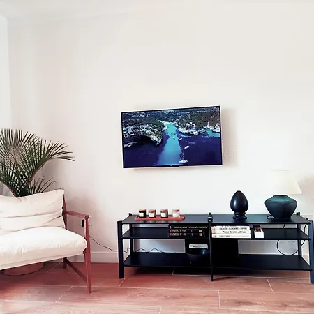 Topfloor Corner Panoramics Views & Pools Appartamento *