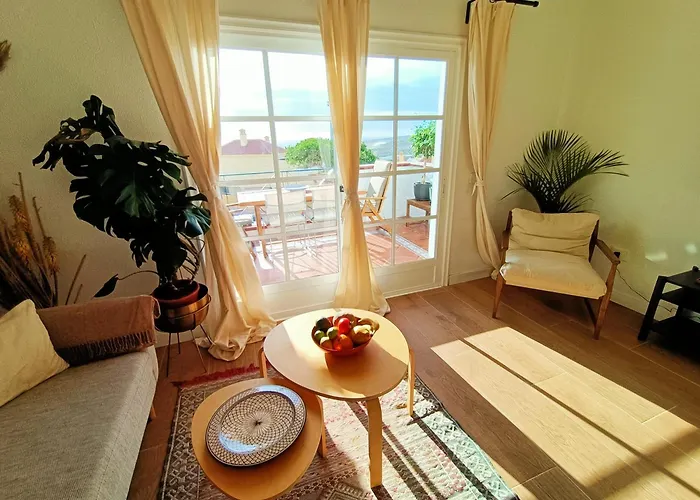 Topfloor Corner Panoramics Views & Pools *