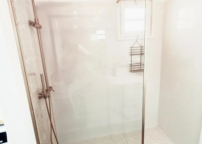 Topfloor Corner Panoramics Views & Pools