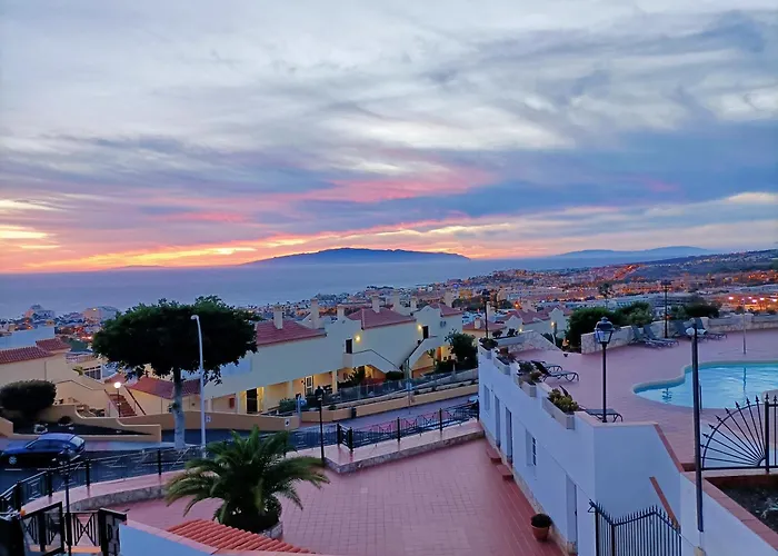 Διαμέρισμα Topfloor Corner Panoramics Views & Pools *