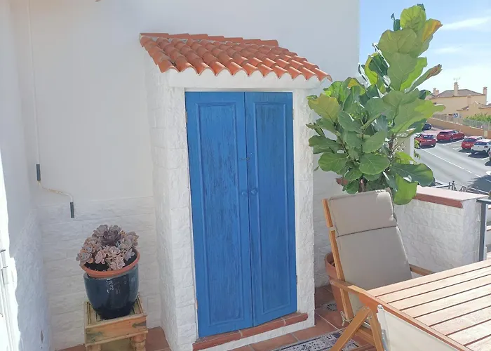 Topfloor Corner Panoramics Views & Pools Διαμέρισμα *