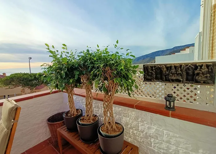 Topfloor Corner Panoramics Views & Pools Διαμέρισμα *